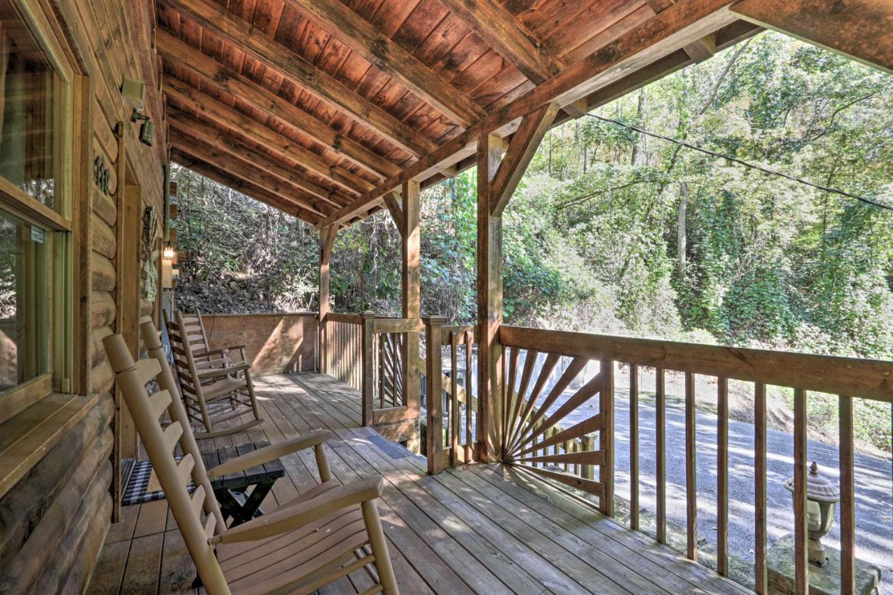 Cabin With Hot Tub And Deck, 3 Mi To Pigeon Forge 塞维尔维尔 外观 照片