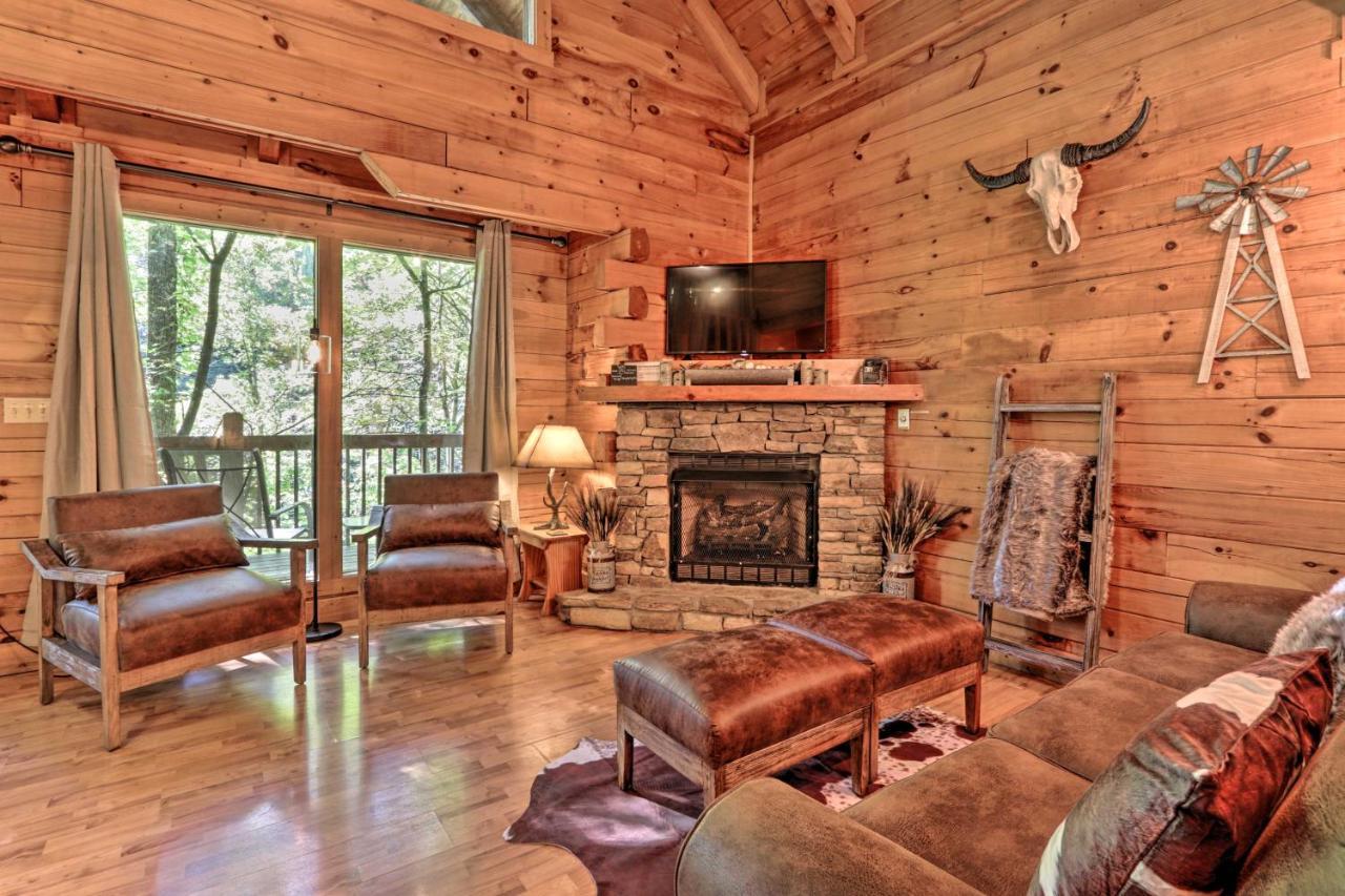 Cabin With Hot Tub And Deck, 3 Mi To Pigeon Forge 塞维尔维尔 外观 照片