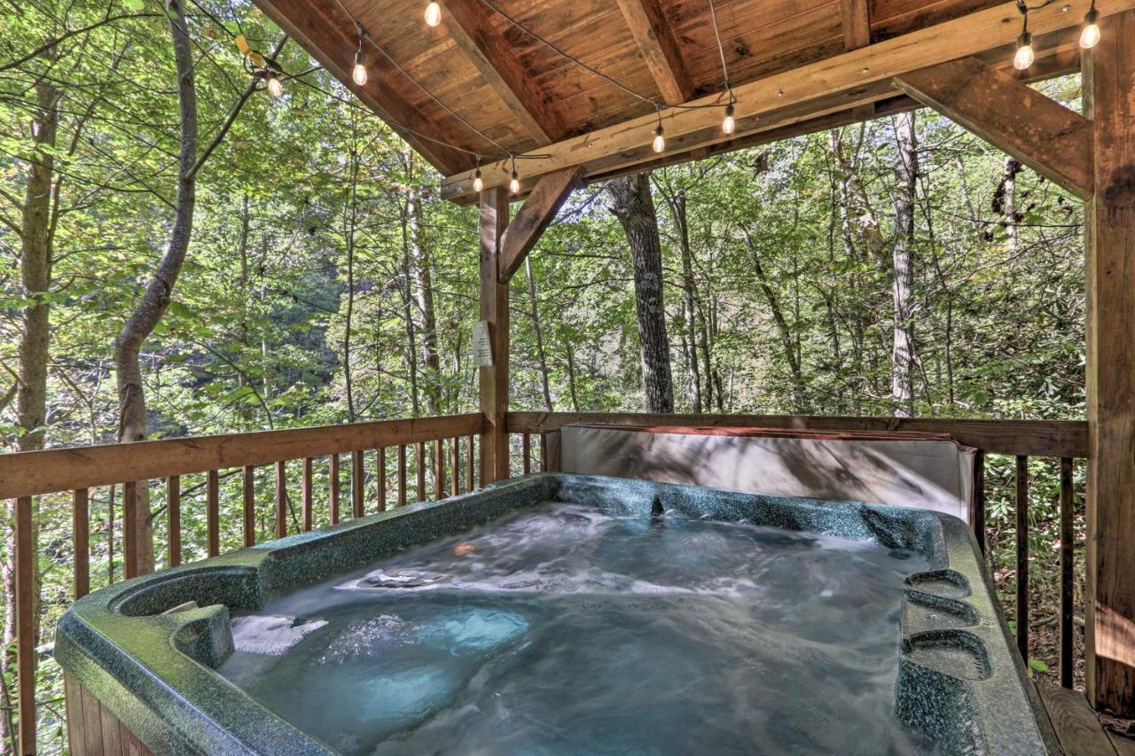 Cabin With Hot Tub And Deck, 3 Mi To Pigeon Forge 塞维尔维尔 外观 照片