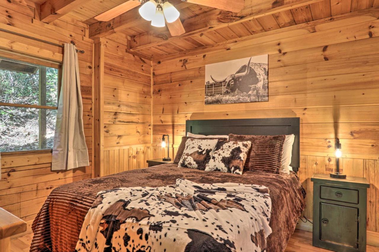 Cabin With Hot Tub And Deck, 3 Mi To Pigeon Forge 塞维尔维尔 外观 照片
